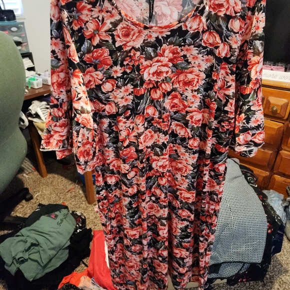 Plus size clothes - Picture 14 of 16